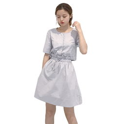 轉(zhuǎn)角1號(hào) 簡(jiǎn)約韓風(fēng)，定義夏日清新——純色A字連衣裙穿搭指南
